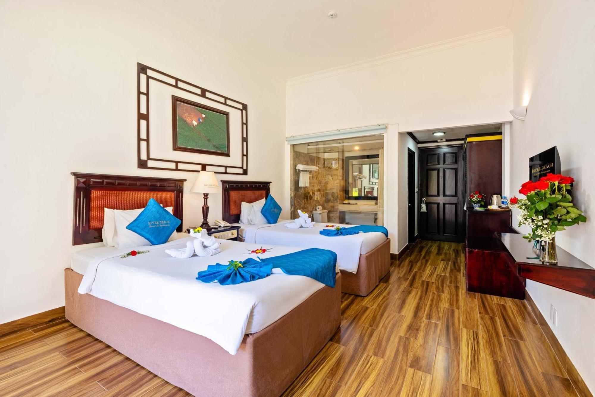 River Beach Resort & Residences Hoi An Exteriör bild